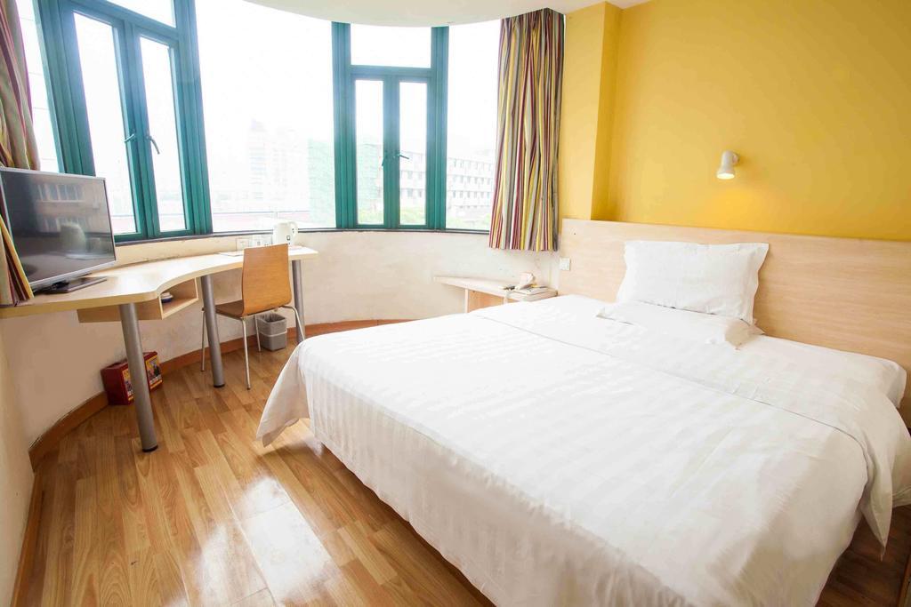 7Days Inn Shenzhen Da Fen You Hua Cun Phòng bức ảnh